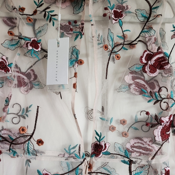 Endless Rose Floral Dress - Picture 5 of 7